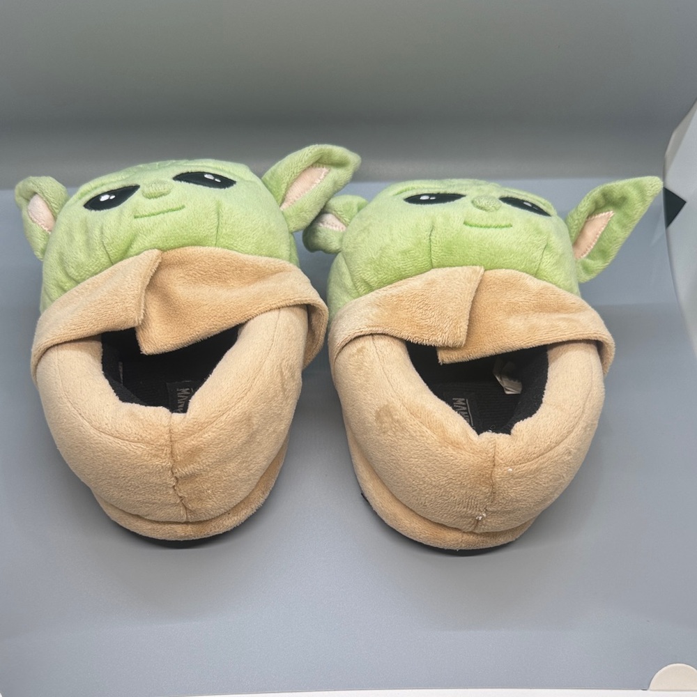 Star Wars Green and Beige Kids Slippers